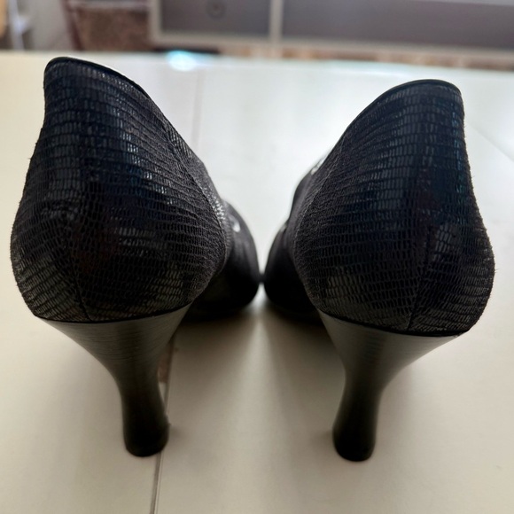 Sofft Women's Black Leather Textured Gothcore Mary Jane Kitten Heel Steampunk - Picture 5 of 8